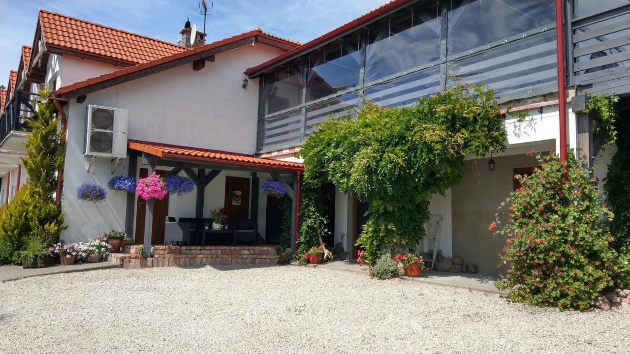 Ferienwohnung Kamien Baltyku Debina  Exterior foto