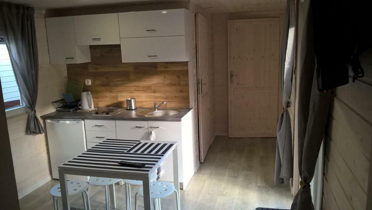 Ferienwohnung Kamien Baltyku Debina  Exterior foto